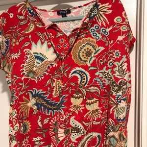 Red print Chaps tee shirt ❤️❤️❤️ Size Large
